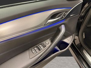 BMW 530 bild 9