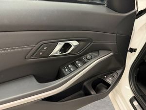 BMW 330 bild 9