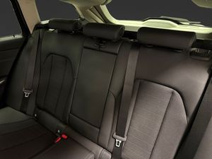 BMW 330 bild 10