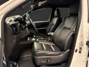 Toyota Hilux bild 8