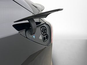 Tesla Model Y bild 31