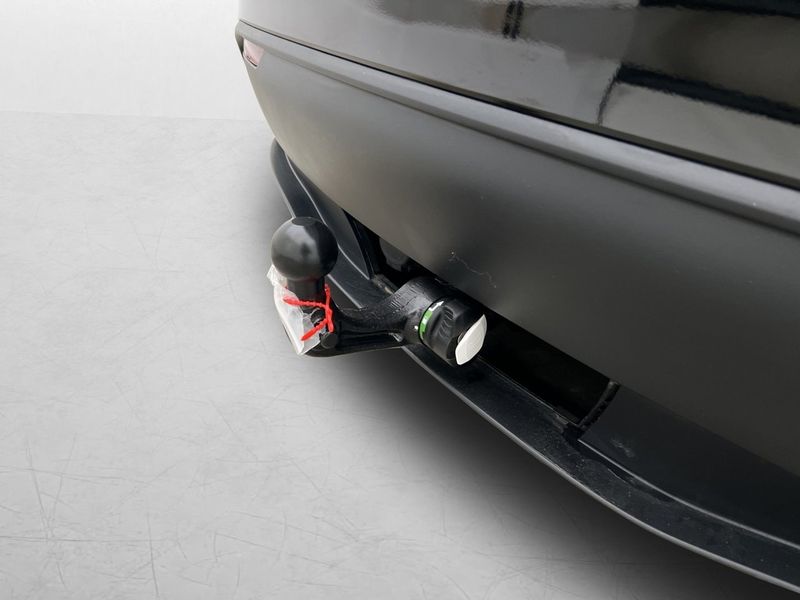Tesla Model Y bild 10