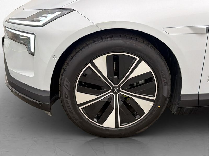 Polestar 4 bild 38