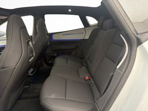 Polestar 4 bild 35
