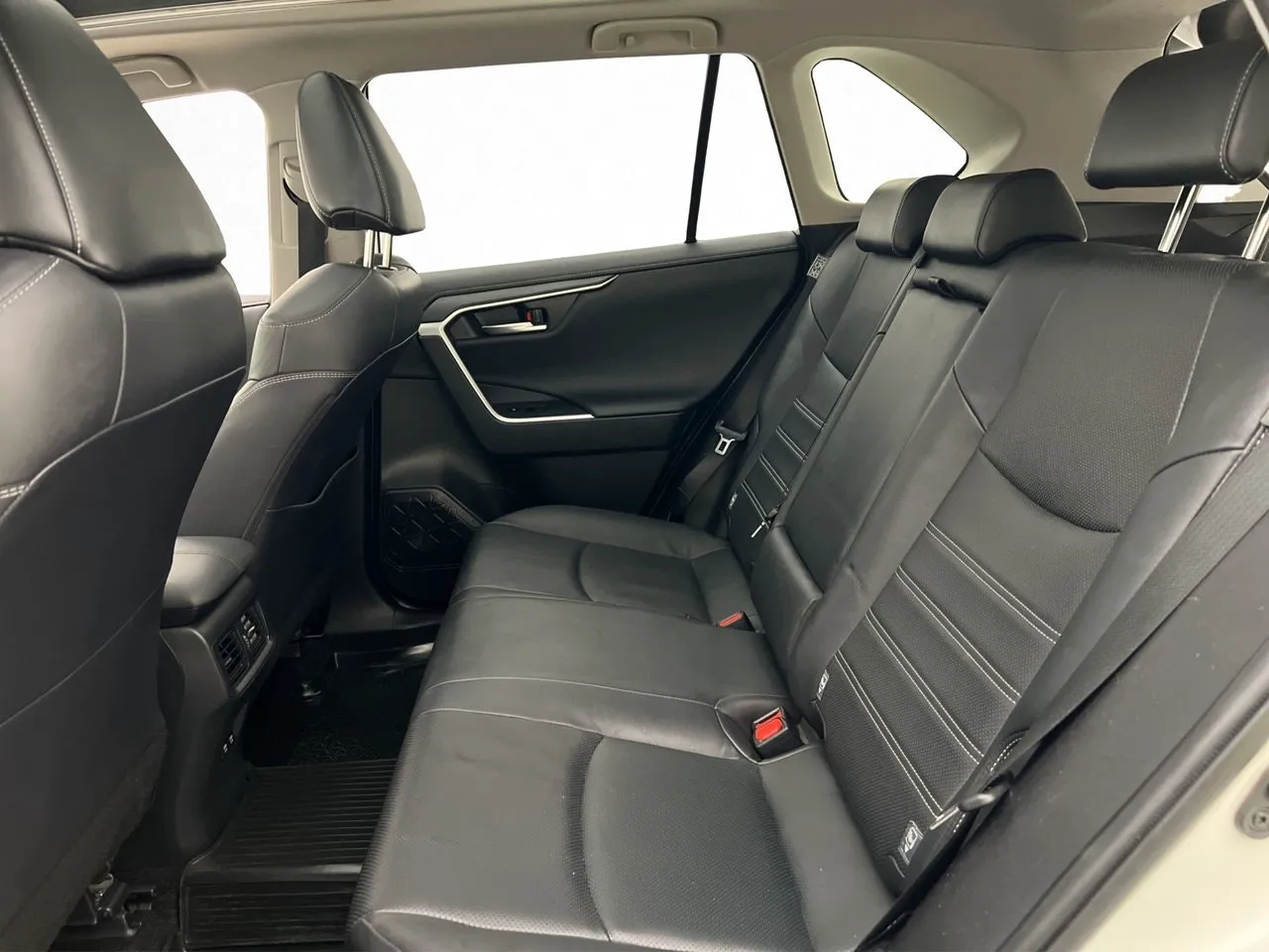 Toyota RAV4 bild 28