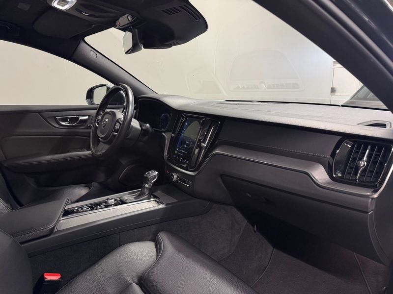 Volvo V60 bild 8