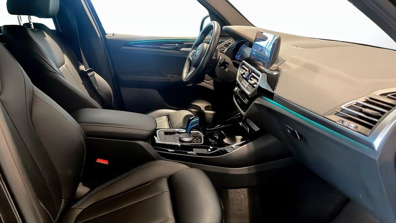 BMW iX3 bild 3
