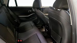 BMW 330 bild 5