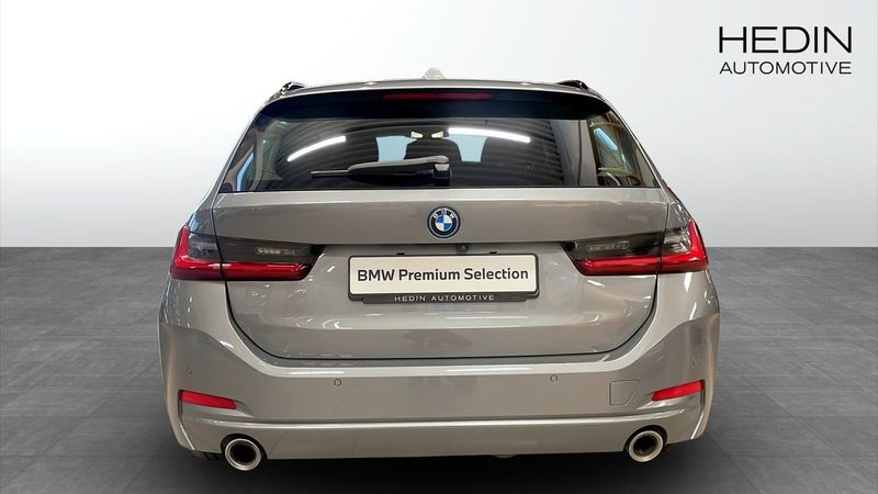 BMW 330 bild 7