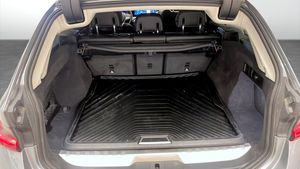 BMW 330 bild 10