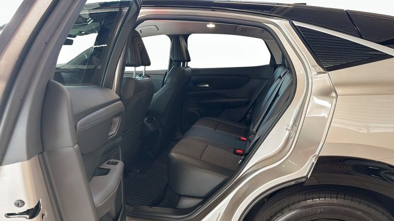Nissan Ariya bild 6