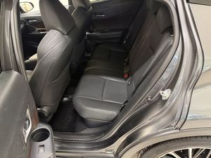 Toyota C-HR bild 5