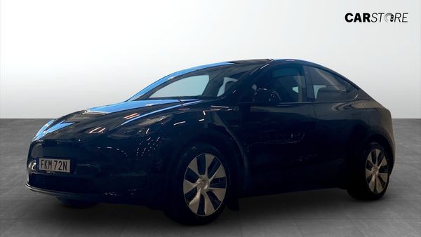 Tesla Model Y Long Range AWD 514hk Drag - Pano - Navi - SoH 92,8% - 2023