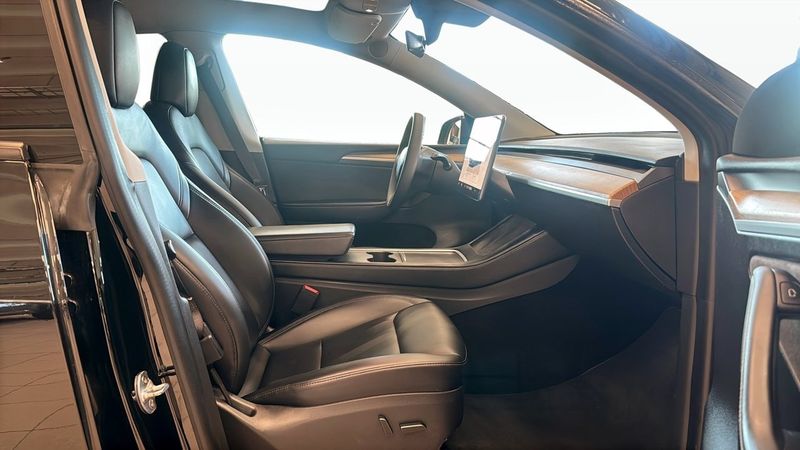 Tesla Model Y bild 3