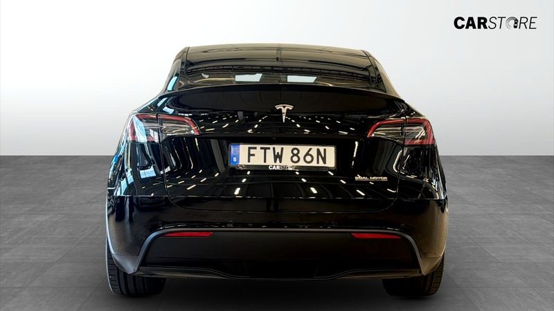 Tesla Model Y bild 7