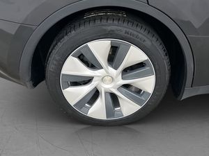 Tesla Model Y bild 34