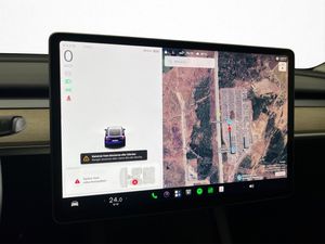Tesla Model Y bild 19