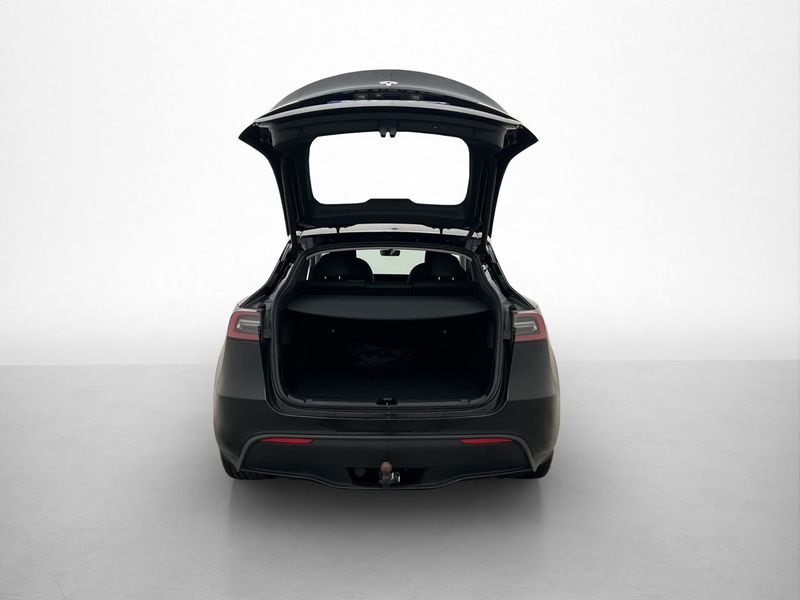 Tesla Model Y bild 10