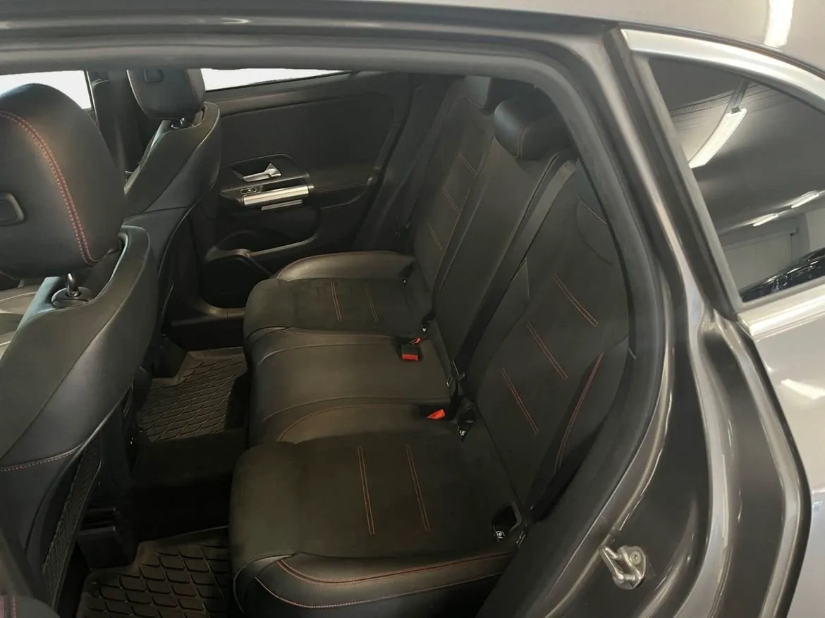 Mercedes GLA200 bild 13