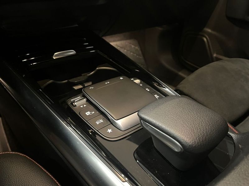 Mercedes GLA200 bild 11