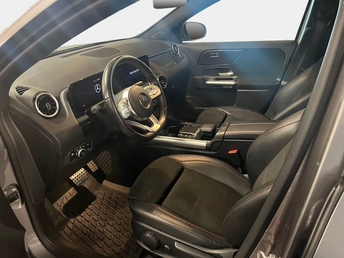 Mercedes GLA200 bild 9