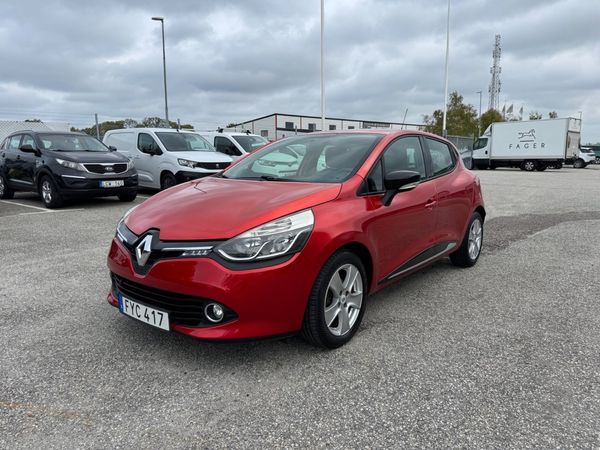 Renault Clio IV IV 1.2 16V 73hk 1Ägare Navi Ny kamrem Nya däck! - 2015