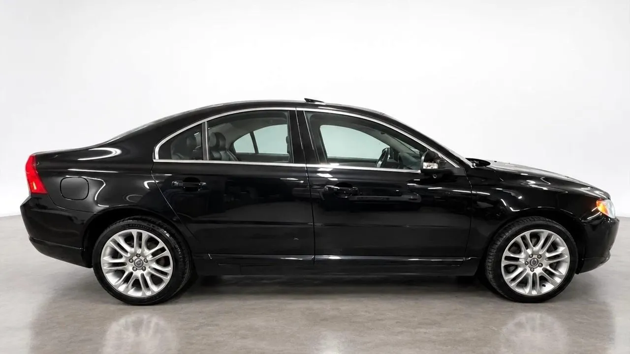 Volvo S80 Summum 4.4 V8 315 ch BVA AWD / 102 890 km / Moteur Yamaha / Cuir / Carnet d'entretien / 4x4