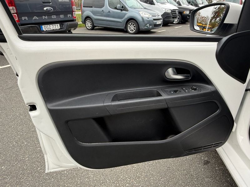 Volkswagen Up bild 11