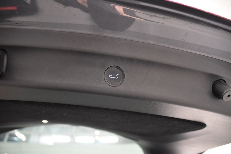 Tesla Model Y bild 22
