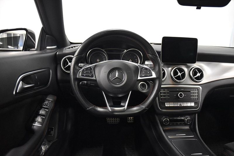 Mercedes CLA200 bild 2
