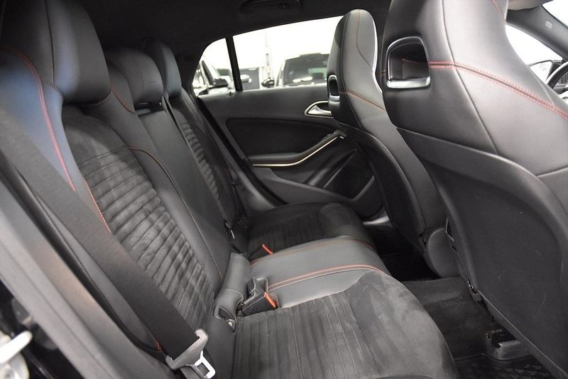 Mercedes CLA200 bild 14