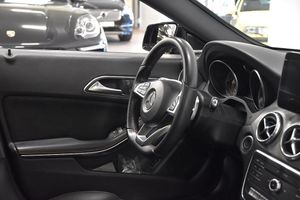 Mercedes CLA200 bild 9