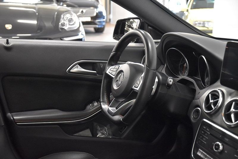 Mercedes CLA200 bild 9