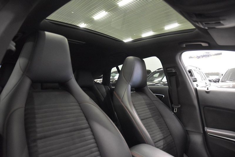 Mercedes CLA200 bild 13