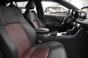 Toyota RAV4 bild 12
