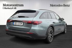 Mercedes E300 bild 3