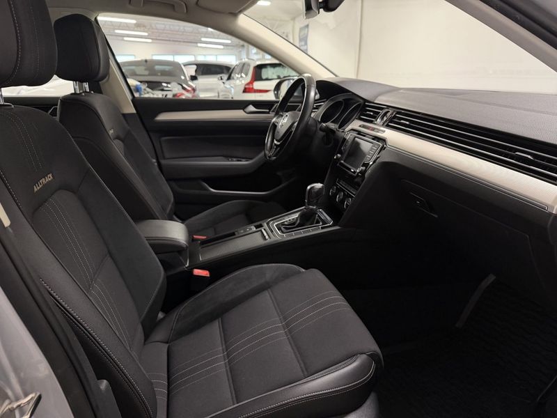 Volkswagen Passat bild 12