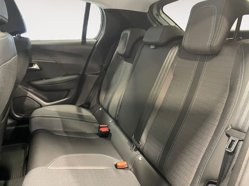 Peugeot 208 bild 16
