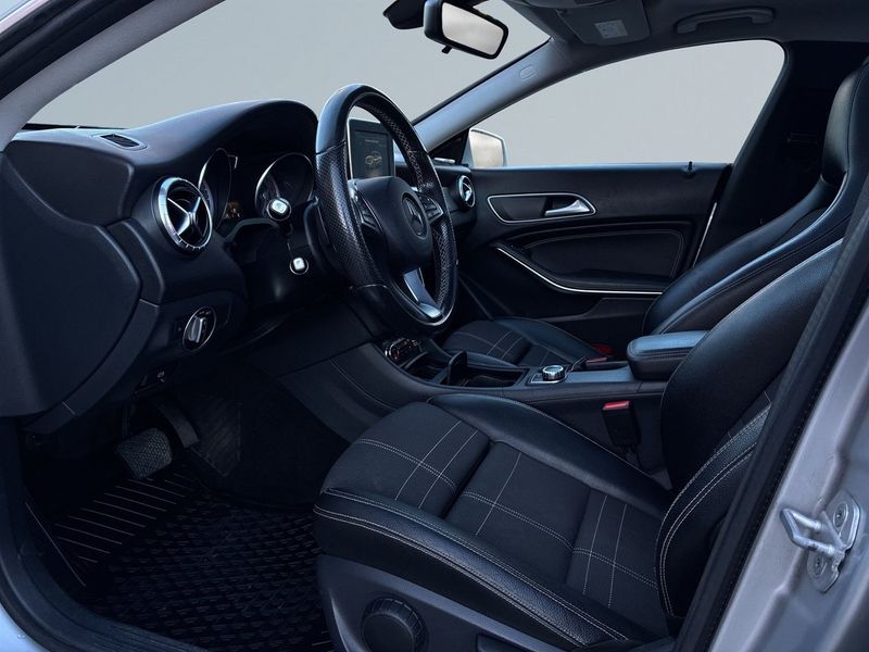 Mercedes CLA200 bild 7