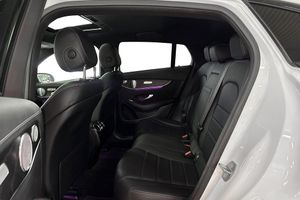 Mercedes GLC300 bild 17