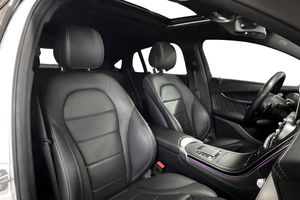 Mercedes GLC300 bild 15