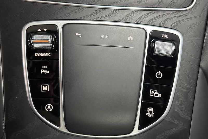 Mercedes GLC300 bild 10