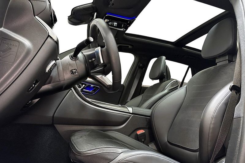 Mercedes GLC300 bild 10