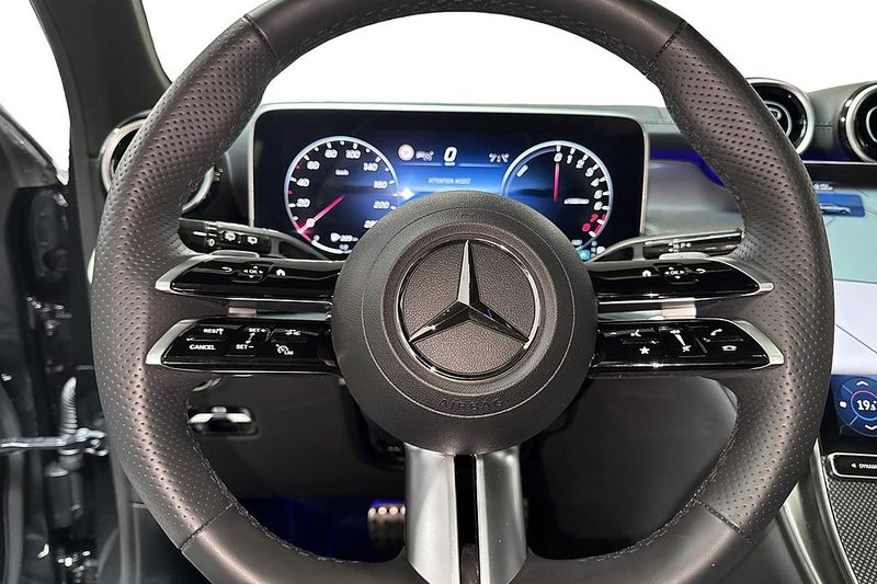 Mercedes GLC300 bild 6