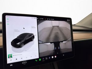 Tesla Model Y bild 27