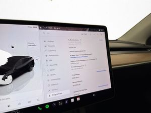Tesla Model Y bild 31