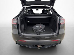 Tesla Model Y bild 19