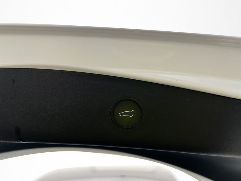 Tesla Model 3 bild 17