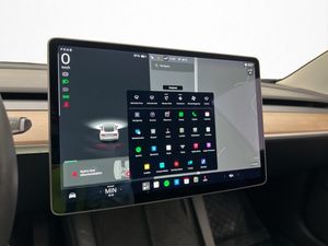 Tesla Model 3 bild 27