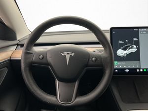 Tesla Model 3 bild 21